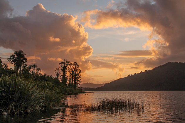 Kamperen bij Onontdekt Lake Ianthe