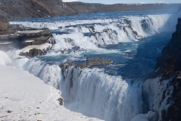 De mooie Gullfoss waterval