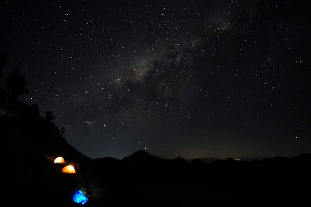 Mount Rinjani trekking onder de sterrenhemel